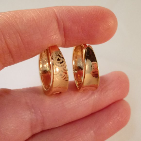 18K Yellow Gold Filled Laser Carved Hoop Earrings Gorgeous Party Gift - Picture 2 of 4